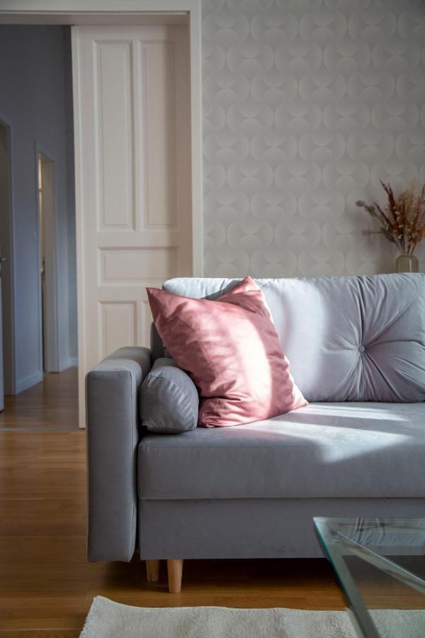 Luxury 3Bedrm 2Bathrm Apartment With Danube River View Budapest Ngoại thất bức ảnh