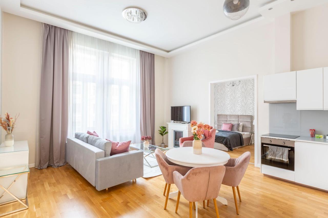 Luxury 3Bedrm 2Bathrm Apartment With Danube River View Budapest Ngoại thất bức ảnh