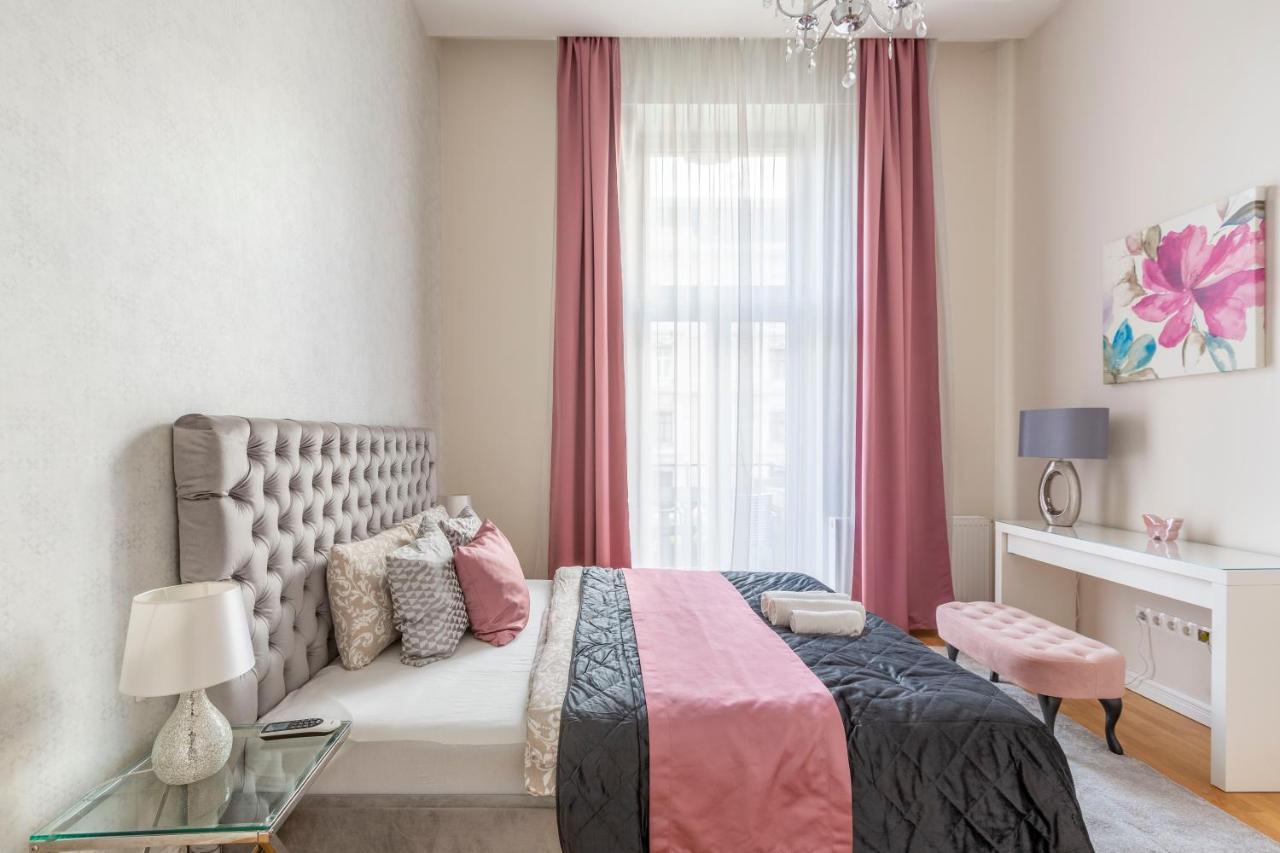 Luxury 3Bedrm 2Bathrm Apartment With Danube River View Budapest Ngoại thất bức ảnh